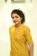 Sunlit Charm Kurtaset