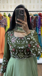 Vaishnavi Mehendi Light Green Suit Set