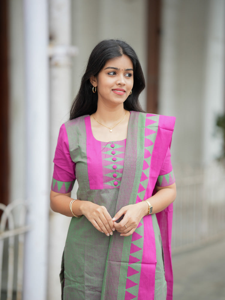Gaurika Adhirai Cotton Kurta Set