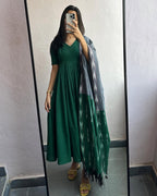 Charusha Sharanya Green Suit Set