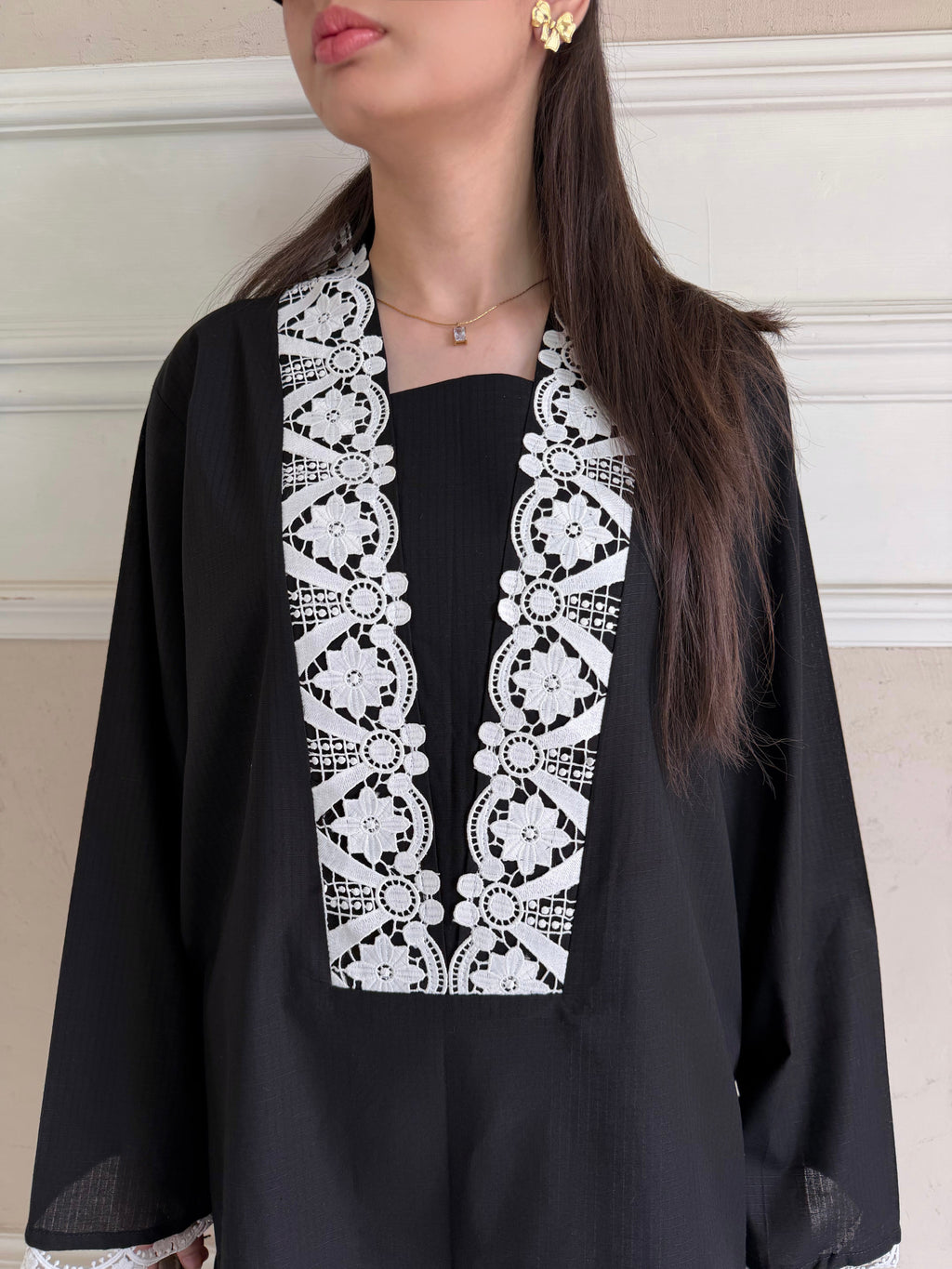 Lumo - 2 PC Stitched Pret