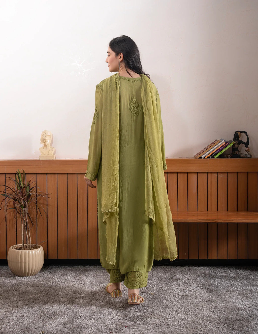 Reeva Olive Green Georgette Kurta Set
