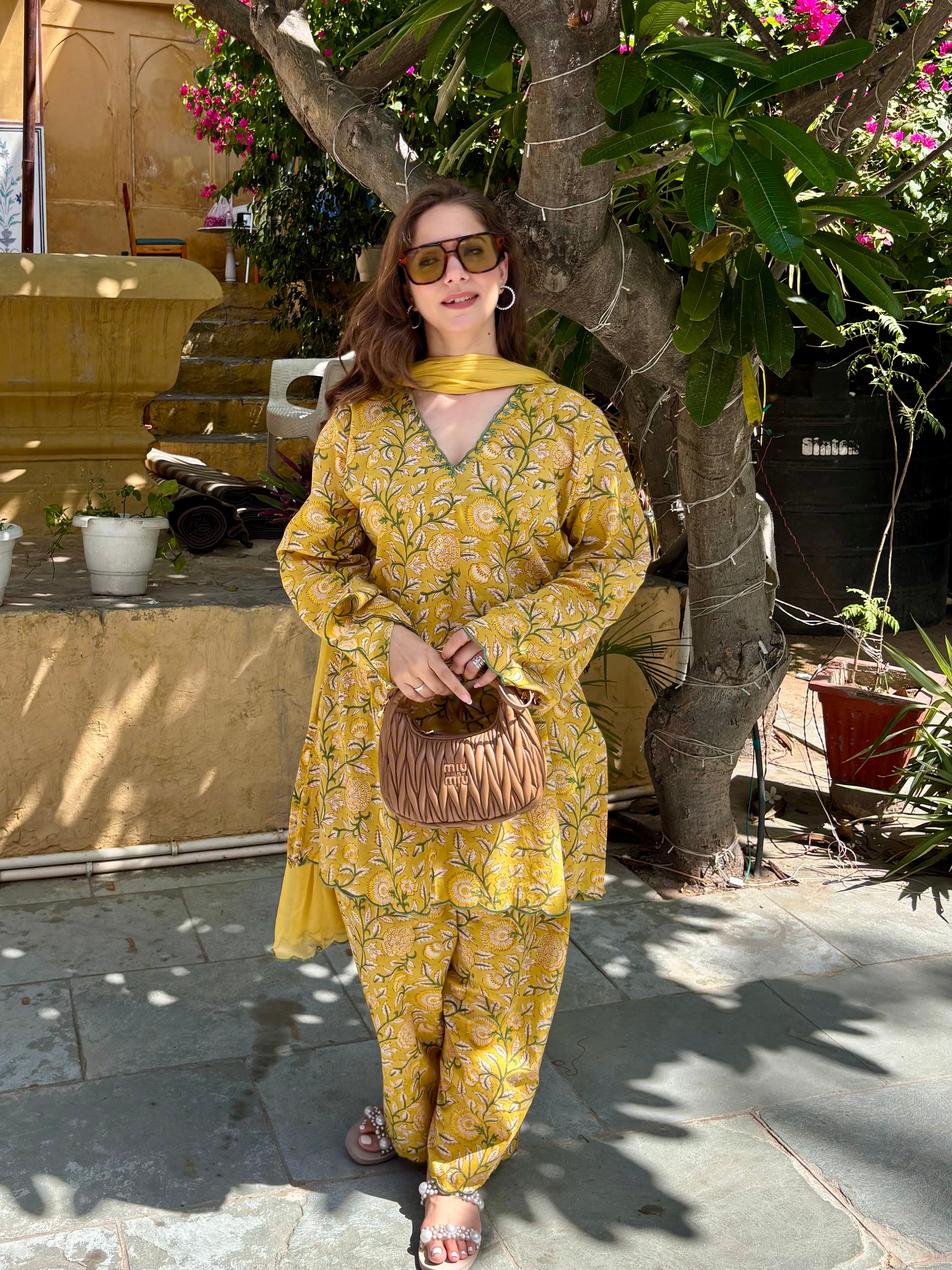 Hairat Farshi Set