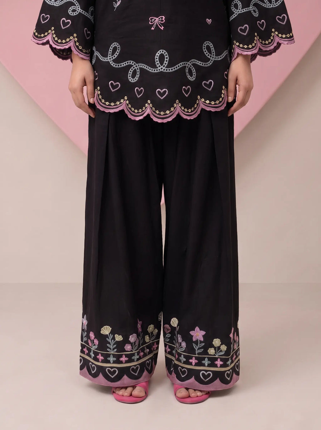 Elaria Noir Floral Embroidered Co-Ord Set