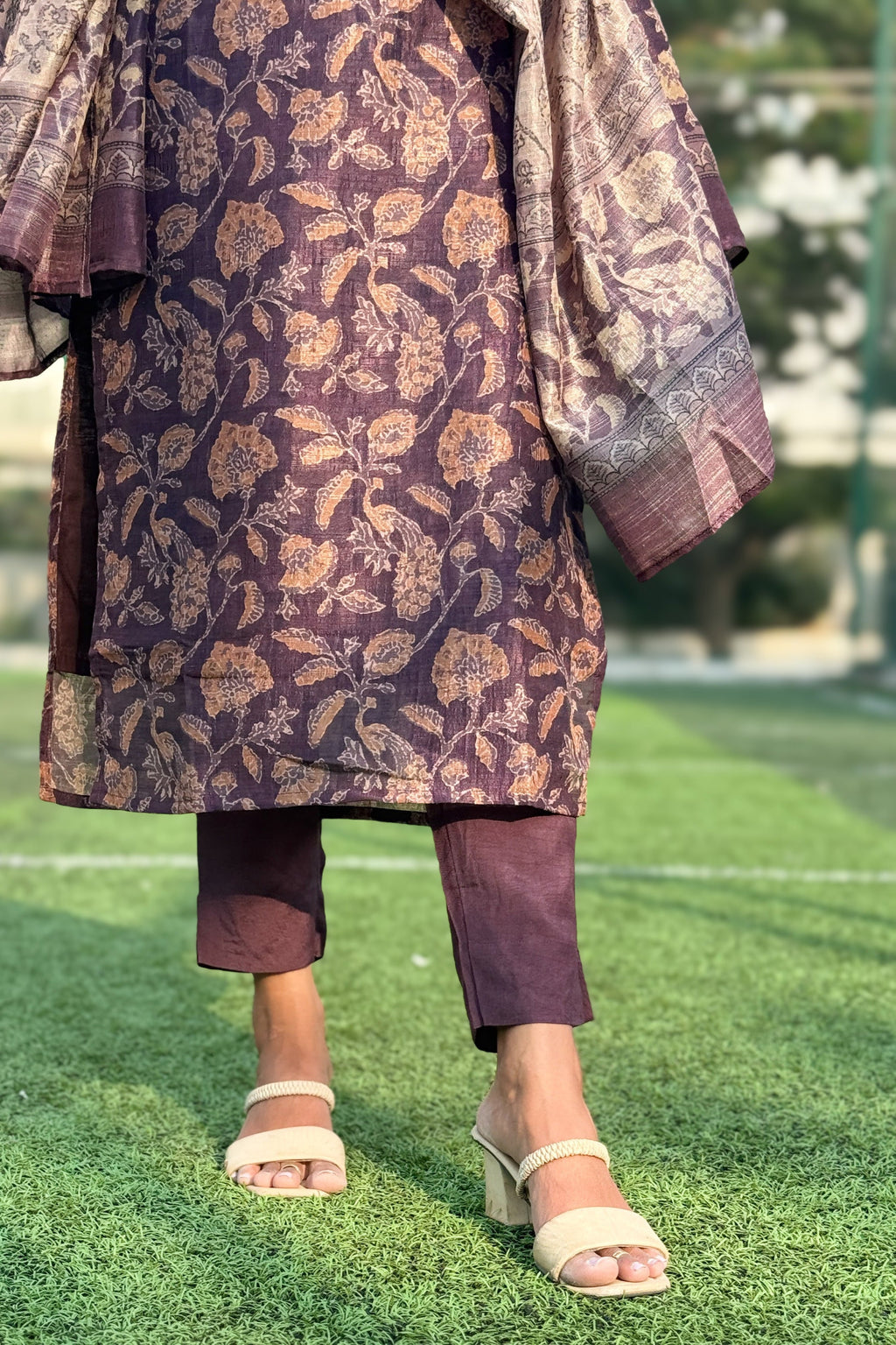 Deep Plum Semi Raw Silk KurtSet