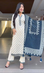 Ishita Classic Charm Suit Set